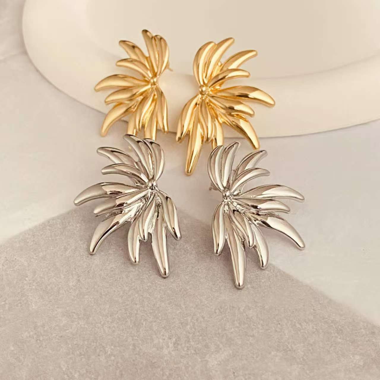 (O217)Orecchini Floreali Chic