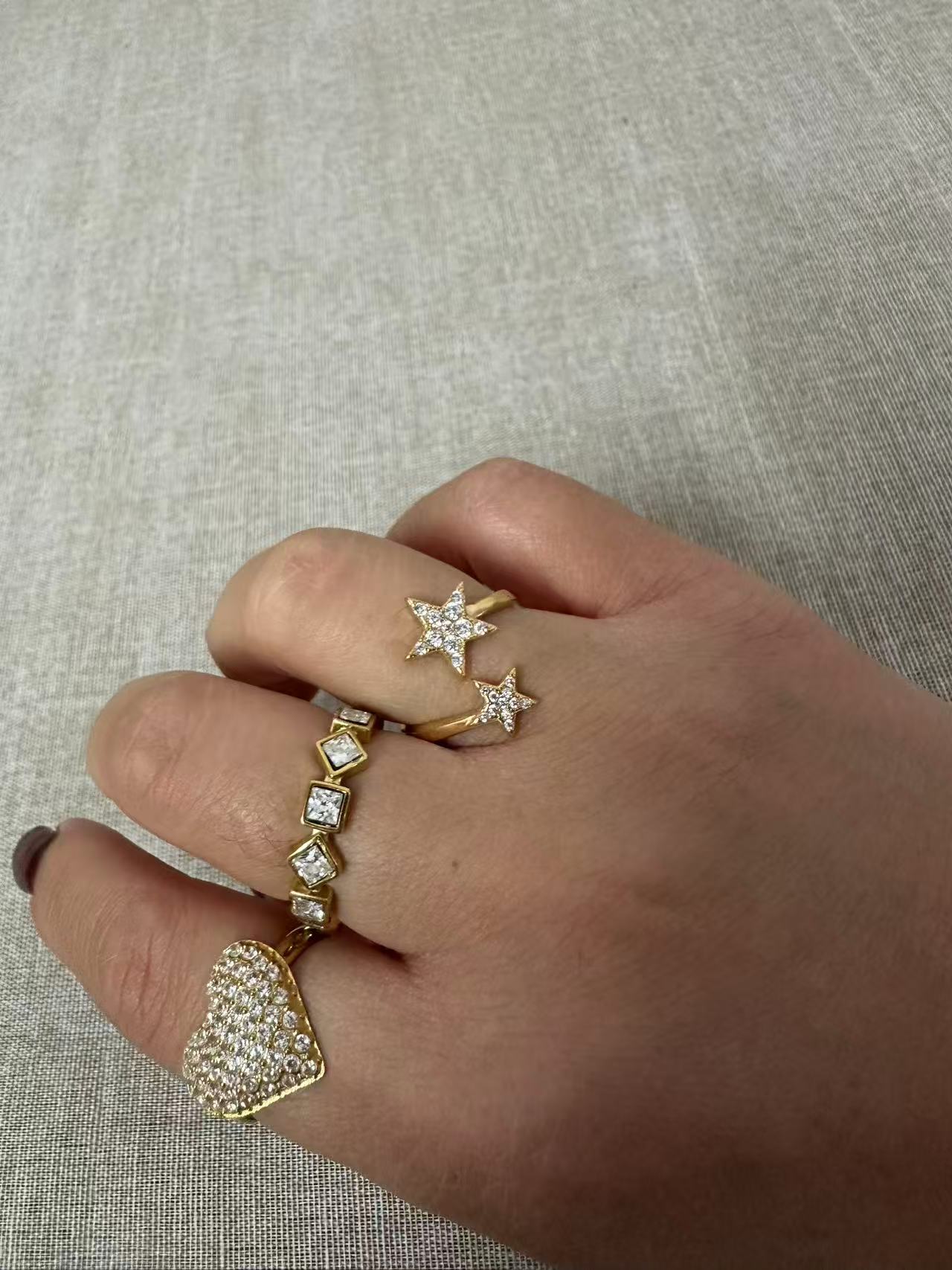 ANELLO 2 STELLE ILLUMINA