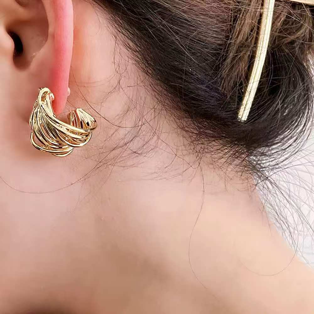 (O220)Orecchini Donna Cerchio Intrecciato