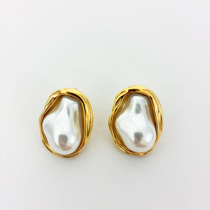 Orecchini Perla Irregolare – Design Avvolgente