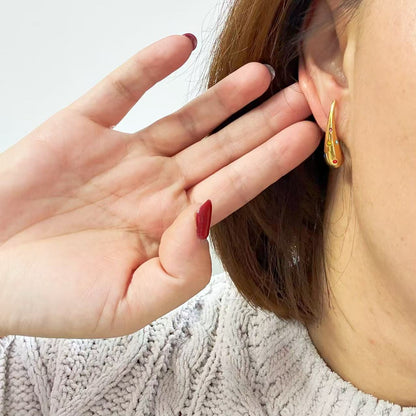 Orecchini a Goccia con Dettagli Brillanti – Eleganza Creativa