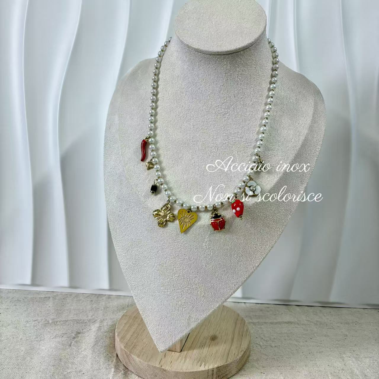 (C041)COLLANA CON CIONDOLI IN ACCIAIO INOX