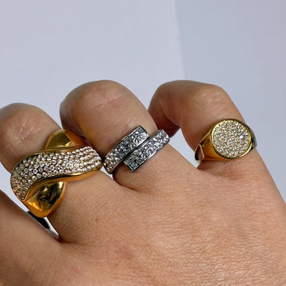 Anello “Linea” – Eleganza che si intreccia