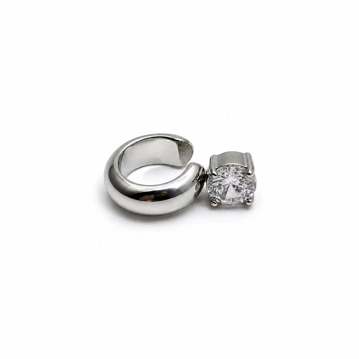 Ear Cuff Solitaire
