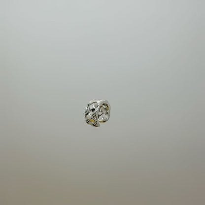 (E050)Ear cuff