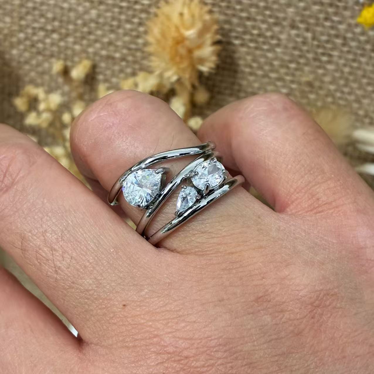 Anello Abbraccio di Stelle