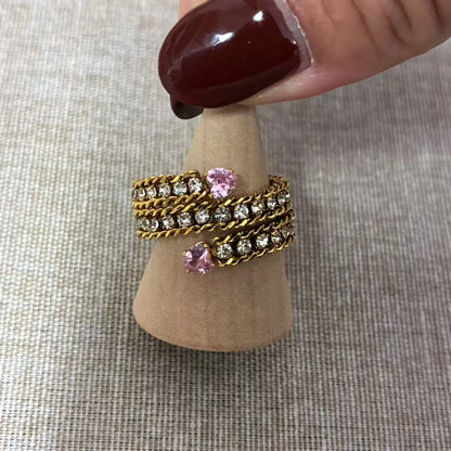 Anello “Eleganza Intrecciata”