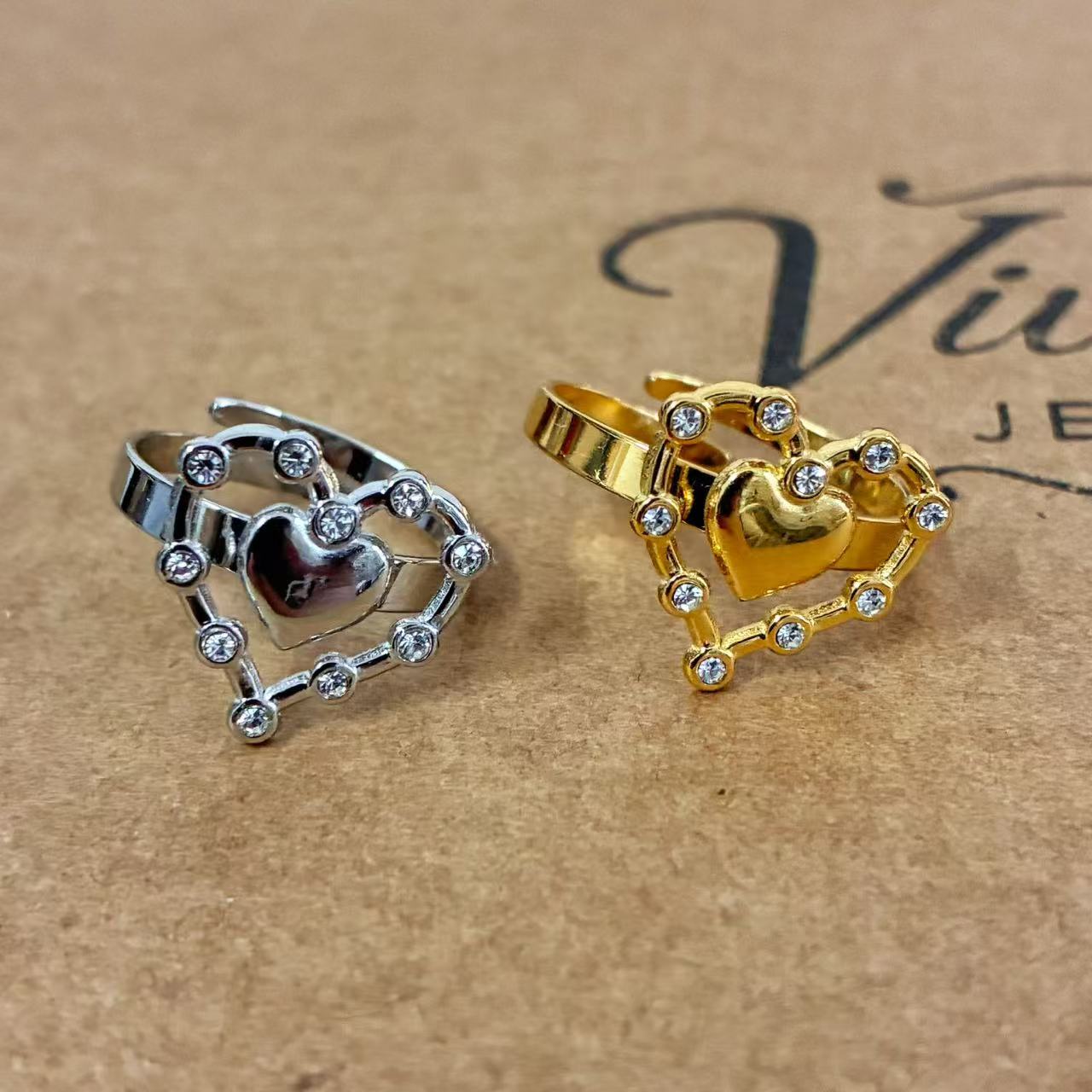 Anello Cuore con Zirconi