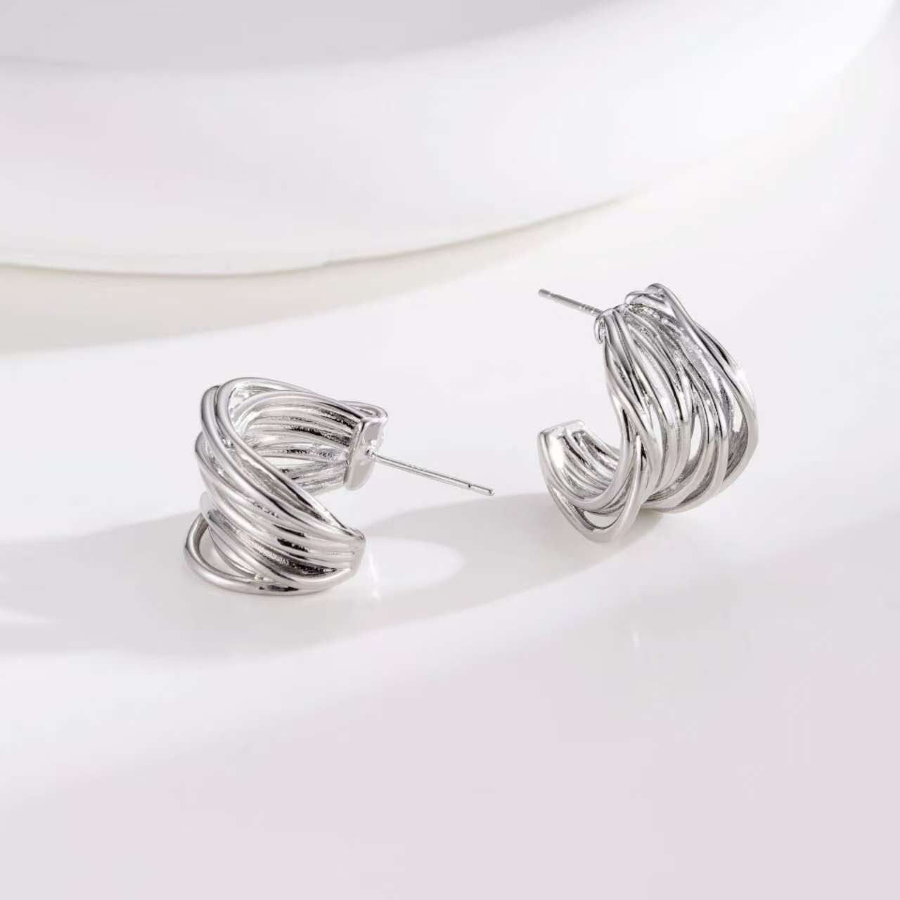 (O218)Orecchini Donna Cerchio Dorato Intrecciato