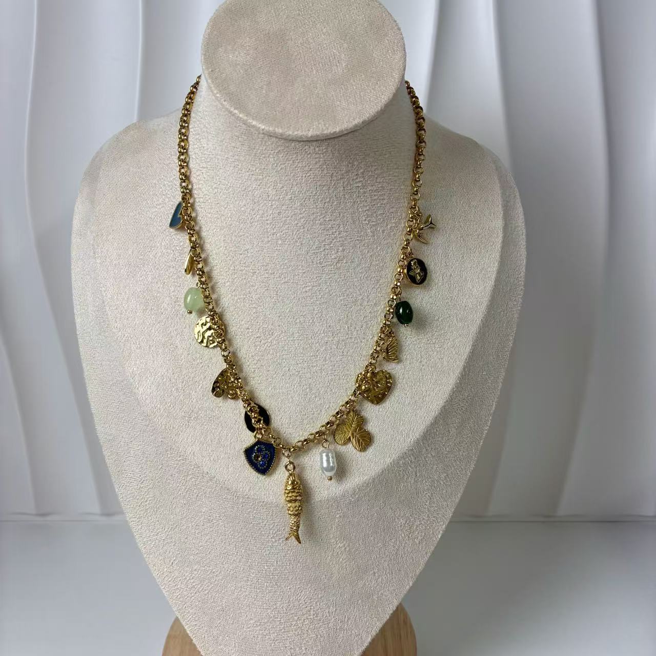 (C148)Collana ciondoli pesce in acciaio inox