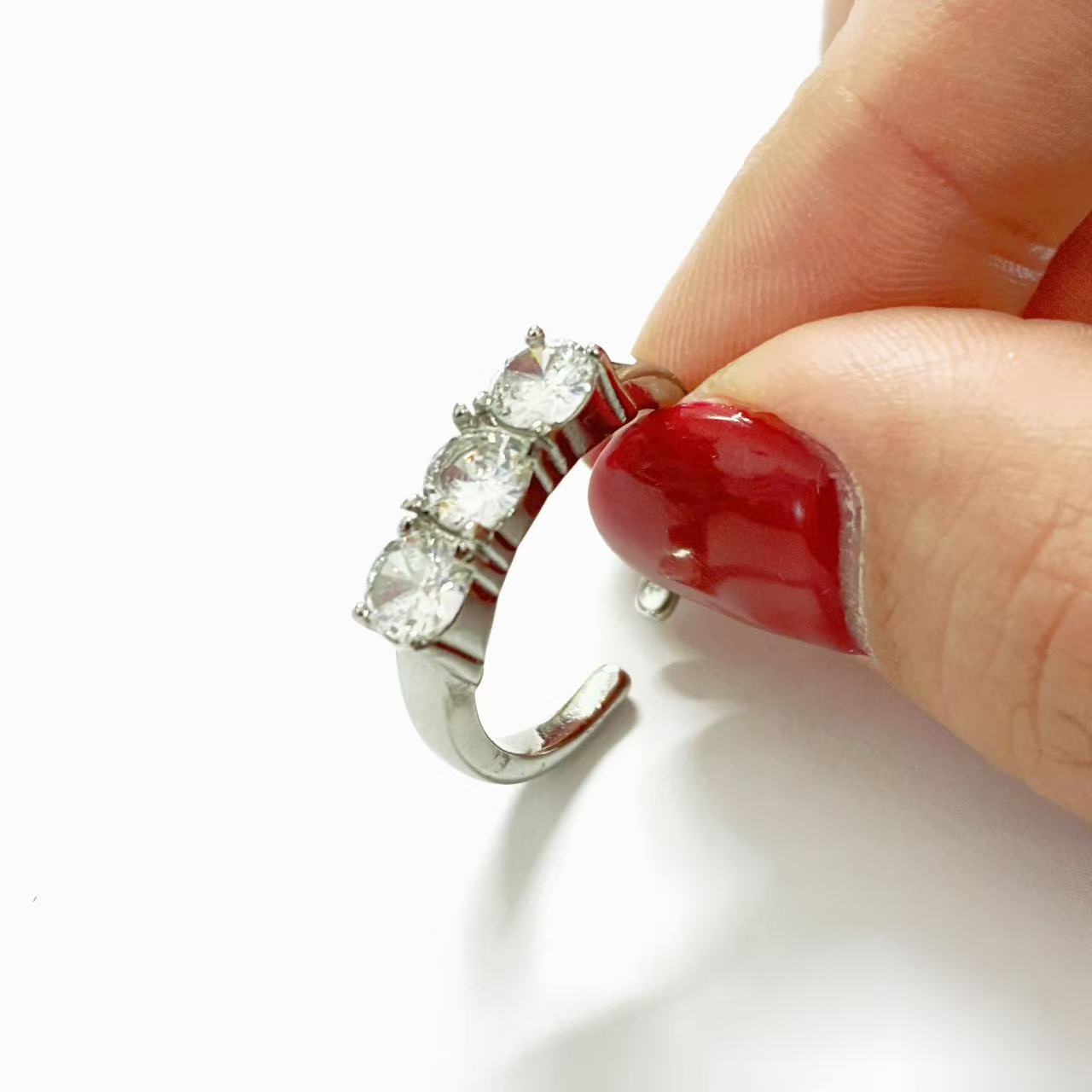 Anello Triplo Punto Luce – Linea Elegante