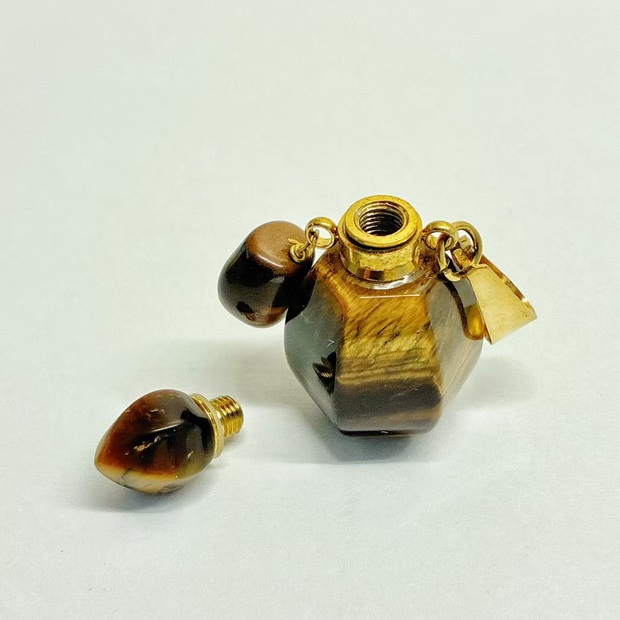 Ciondolo con la pietra naturale porta profumo | con gancio in acciaio inox