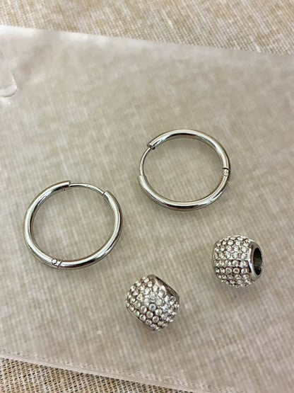 Orecchini Cerchio con Dettaglio Brillante