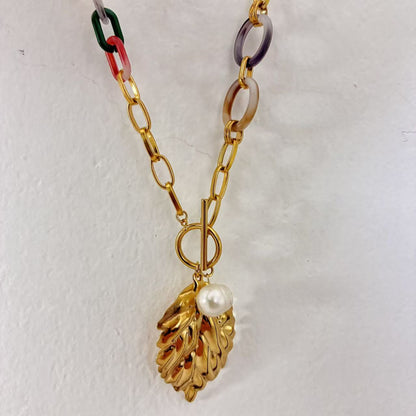 Collana “Foglia in Viaggio”