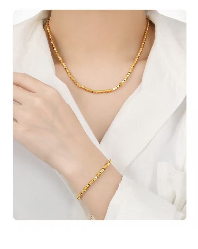 Bracciale/Collana “Ritmo Sottile” – Catena Essenziale dal Carattere Contemporaneo