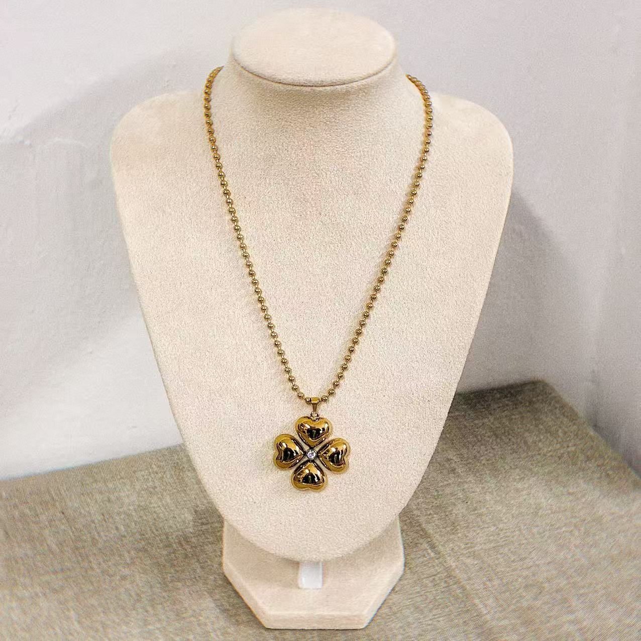 Collana “Fortuna Dorata”