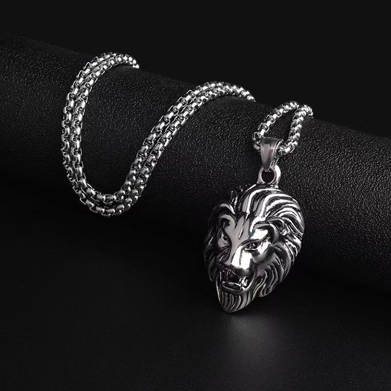 (C340)Collana Uomo Pendente Testa di Leone