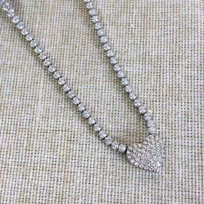 Collana “Cuore di Luce” – Eleganza senza tempo