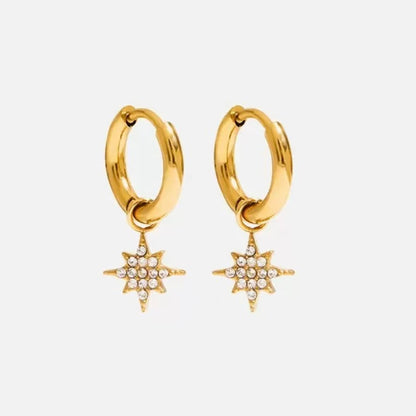 Orecchini con Ciondolo a Stella — Un Tocco Luminoso e Raffinato