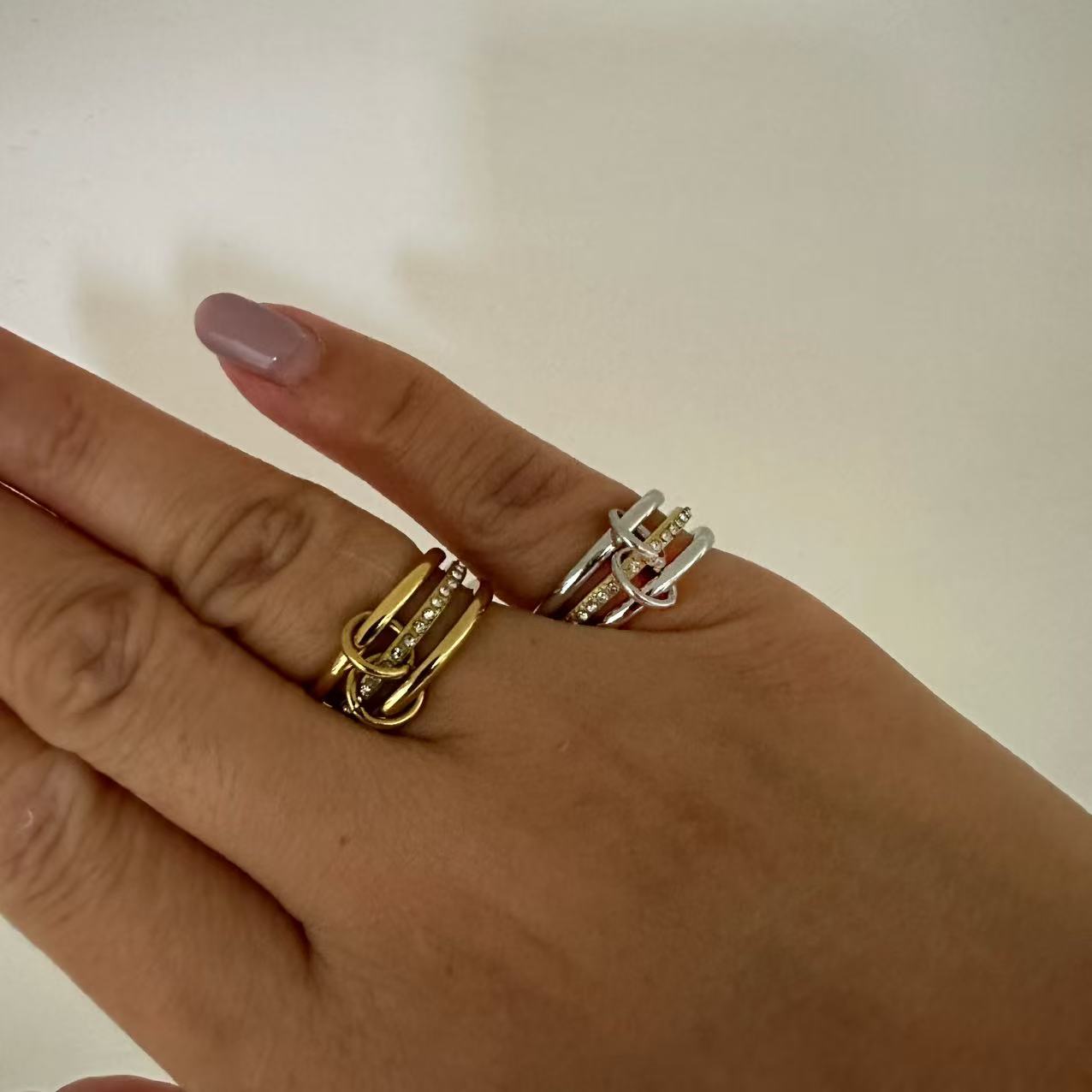 (A175)Anello 3 fedine insieme con misure 7-8