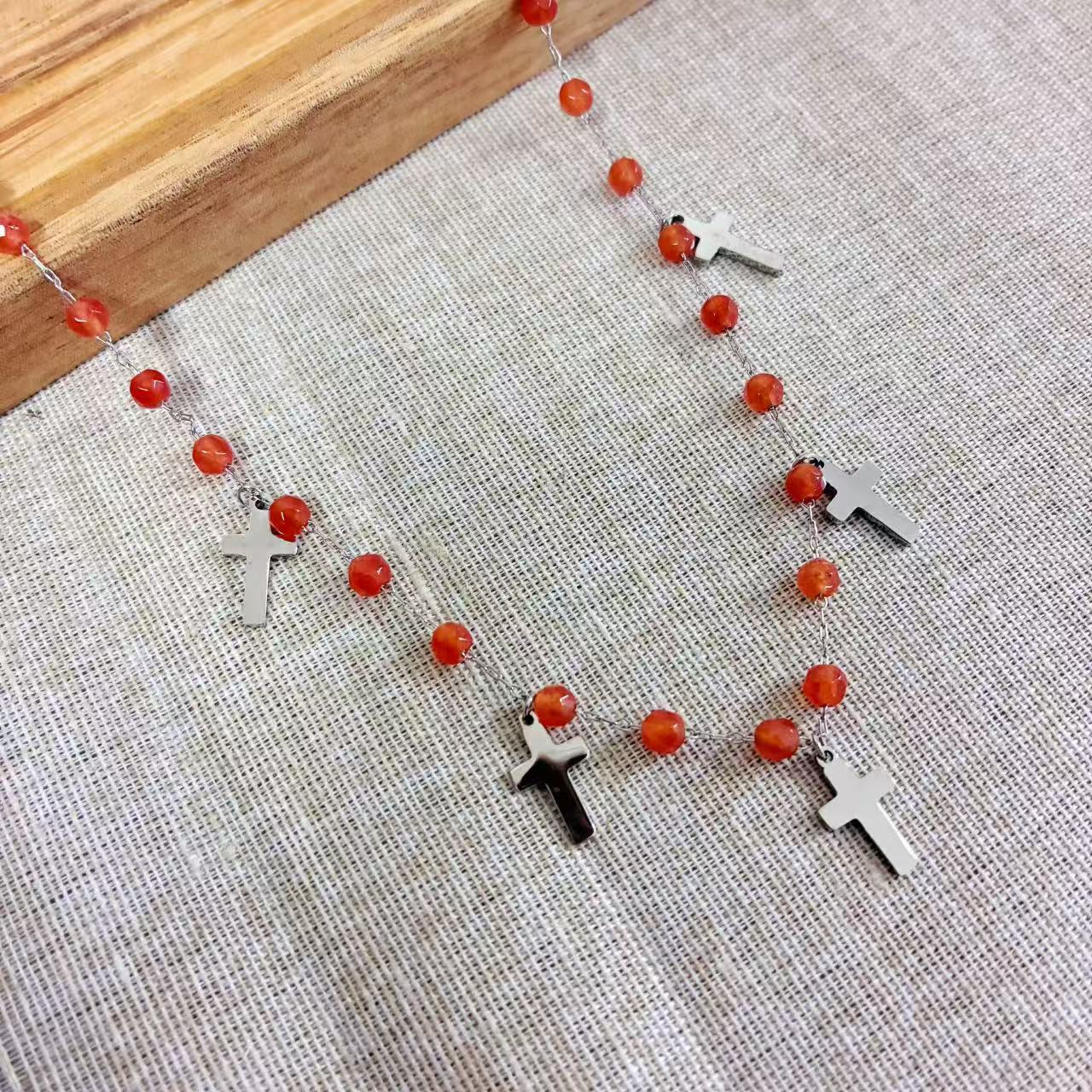 Collana “Fede & Luce” – Pietre Grigie e Croci in Acciaio Inossidabile