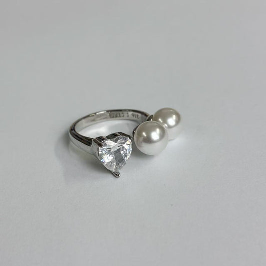 Anello Cuore con Doppia Perla – Acciaio Inossidabile