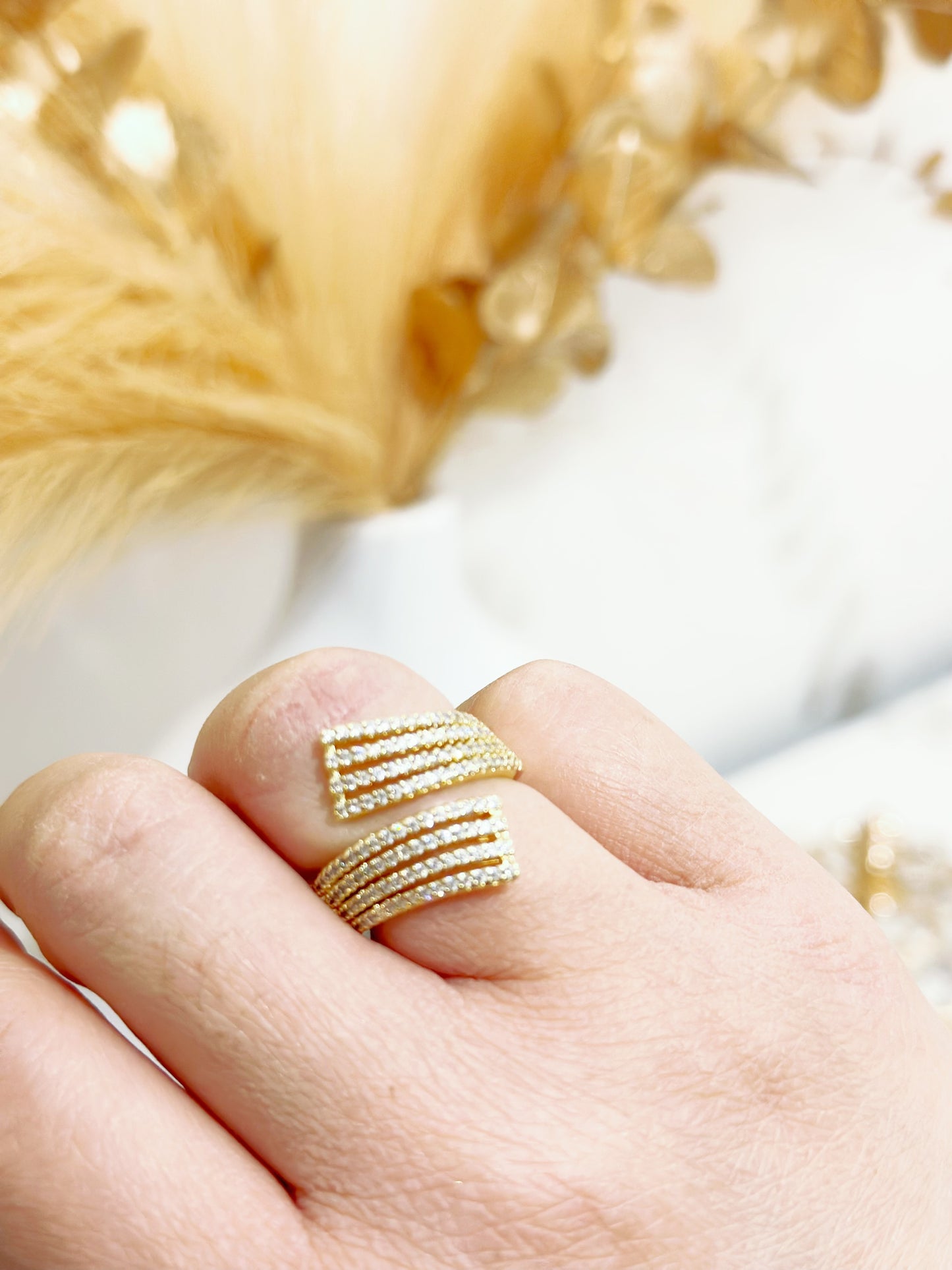 Anello regolabile con strass in ottone (A19)