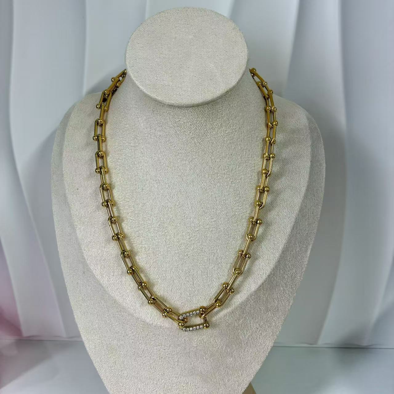 （C060) COLLANA CATENA IN ACCIAIO INOX | Chain necklace in stainless steel