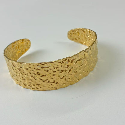 Bracciali semirigidi