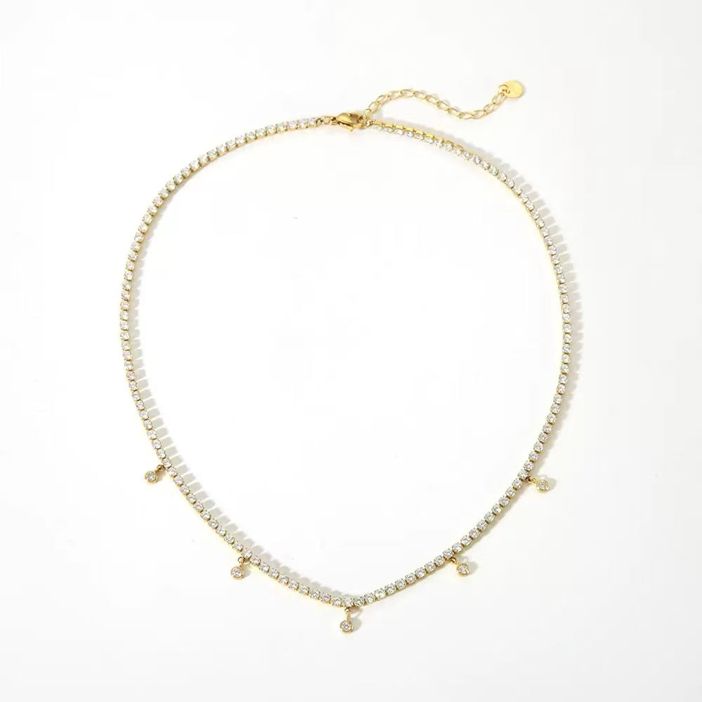 Collana Tennis con Pendenti – Eleganza Delicata e Luminosità Quotidiana