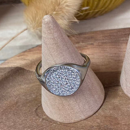 Anello pavé rotondo