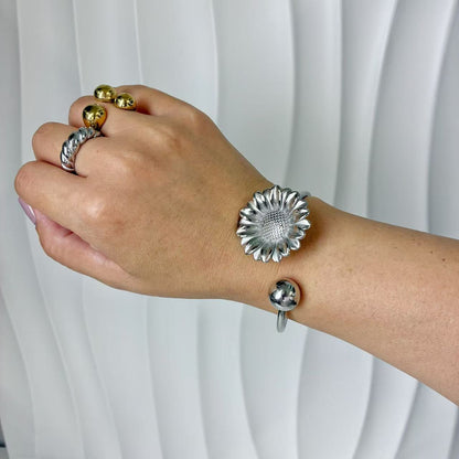 (B152)Bracciale semirigido donna fiore in acciaio inox