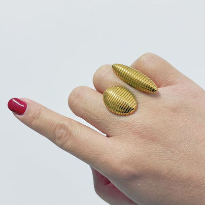 Anello Doppia Scultura – Design Architettonico