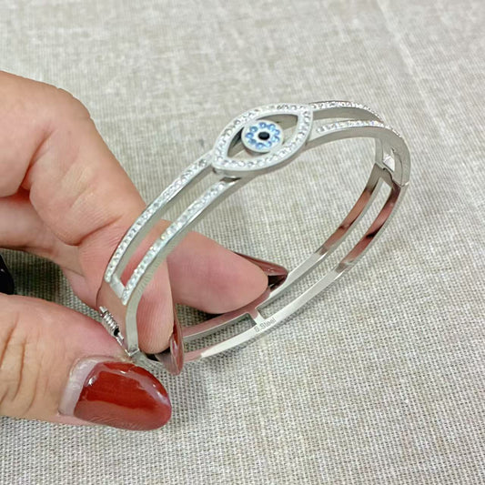 Bracciale rigido occhio blu con la chiusura a molla