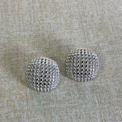 Orecchini “Forma” – La calma della forza