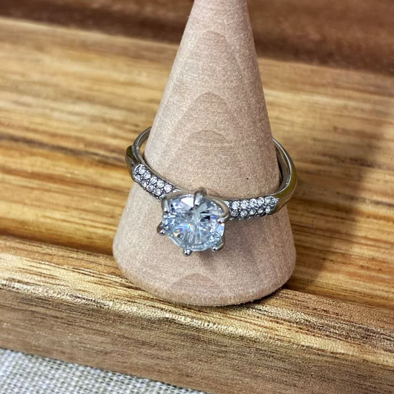 (A145)Anello punto luce chevalier regolabile