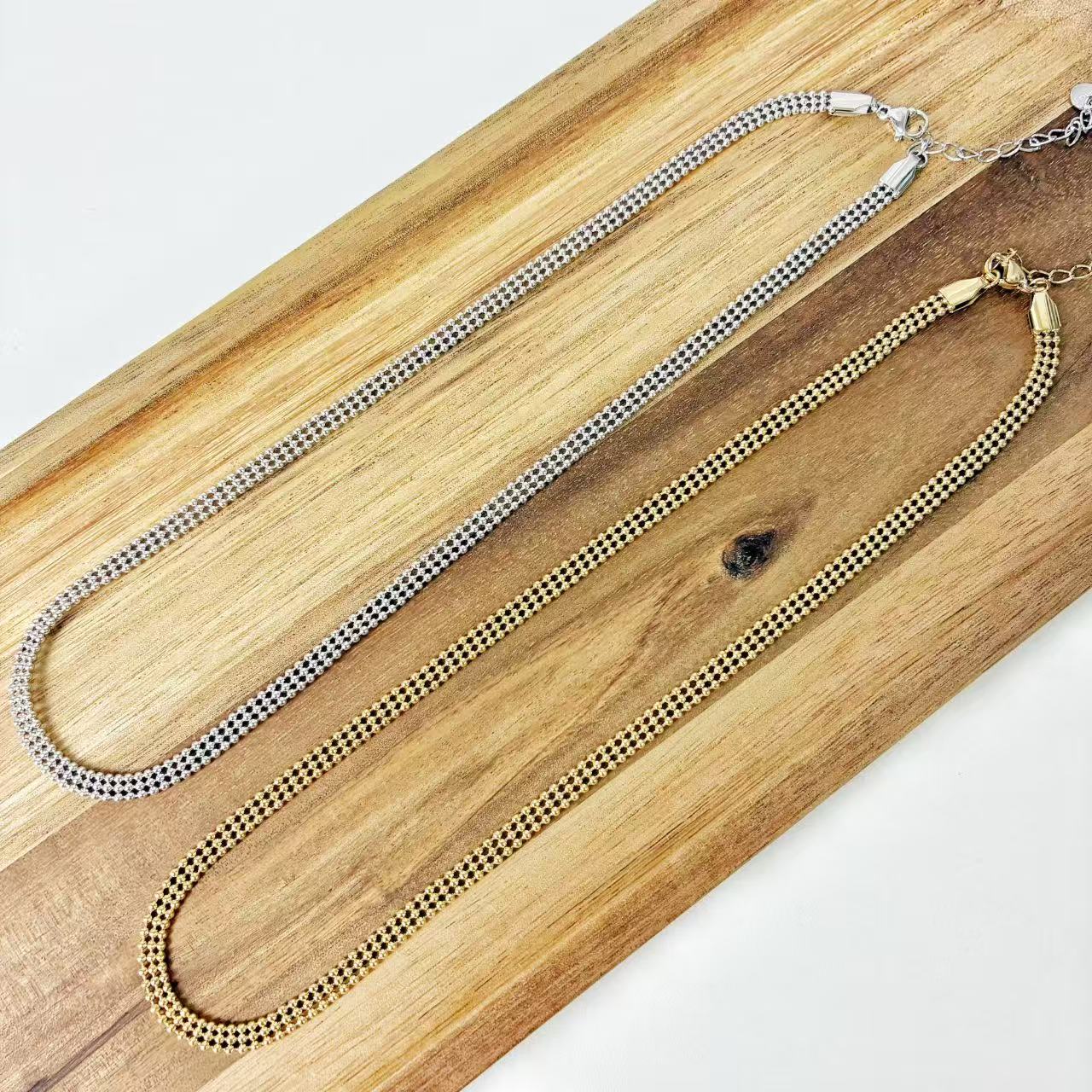 (C217)Collana girocollo 3 fili in acciaio inox