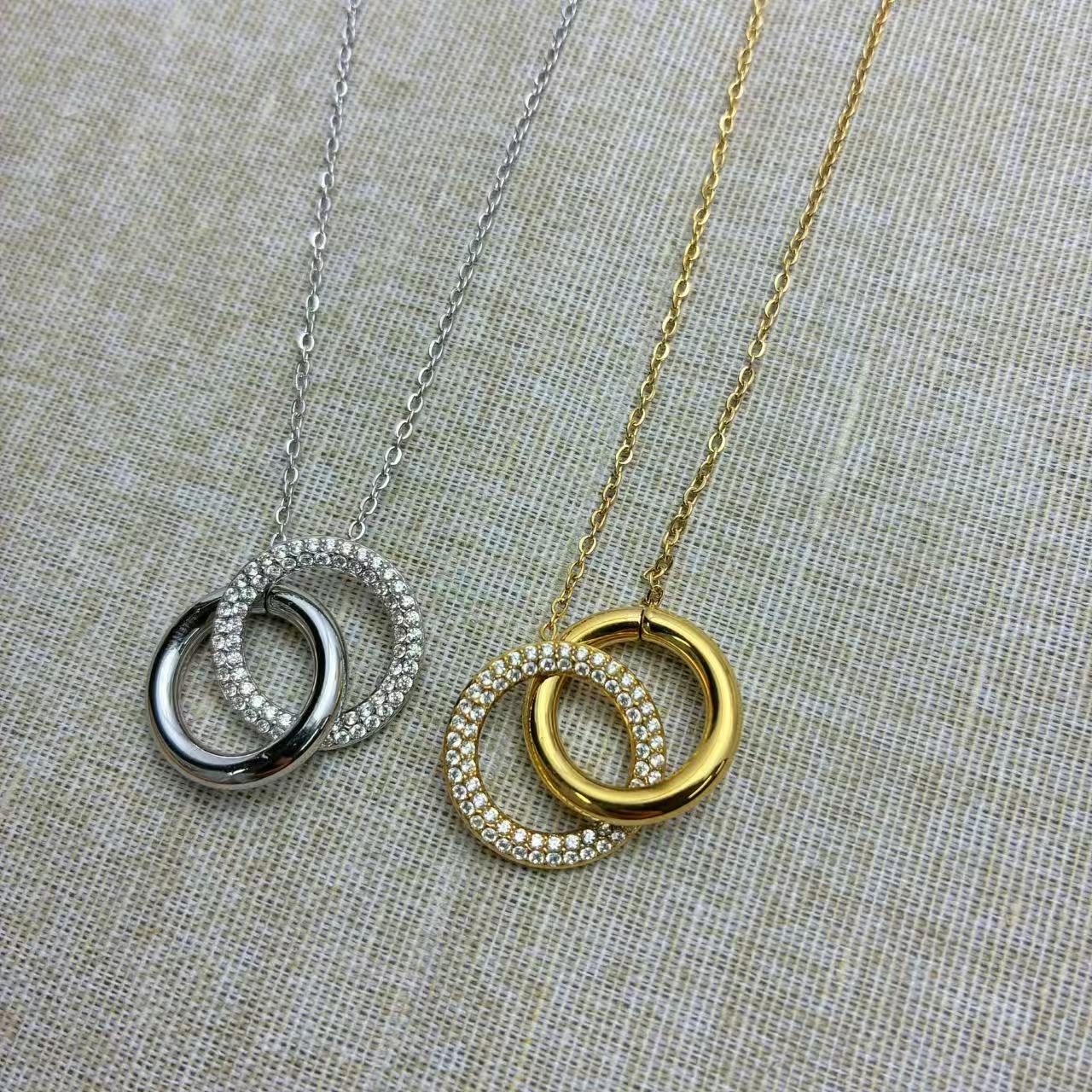 (C349)Collana cerchi infiniti