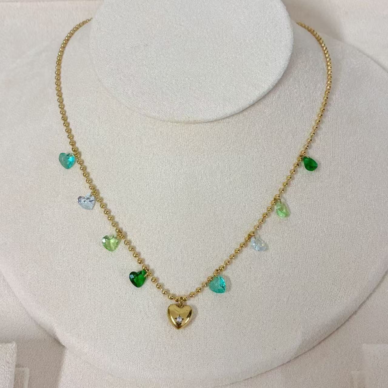 Collana “Rainbow Hearts”