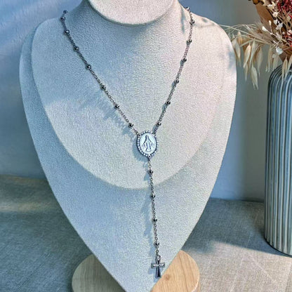 Collana “Preghiera” – Un simbolo di grazia e protezione