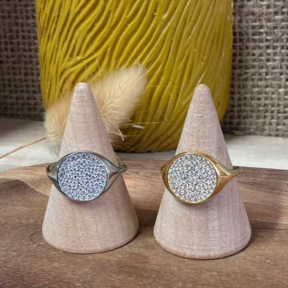 Anello pavé rotondo