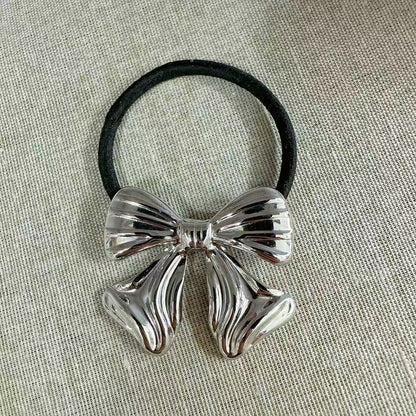 Elastico per capelli con fiocco scultoreo