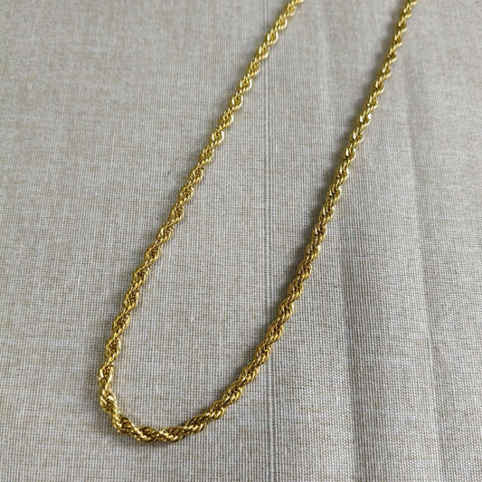 Collana “Intreccio d’Oro” – Catena Rope in Acciaio Inossidabile Dorato