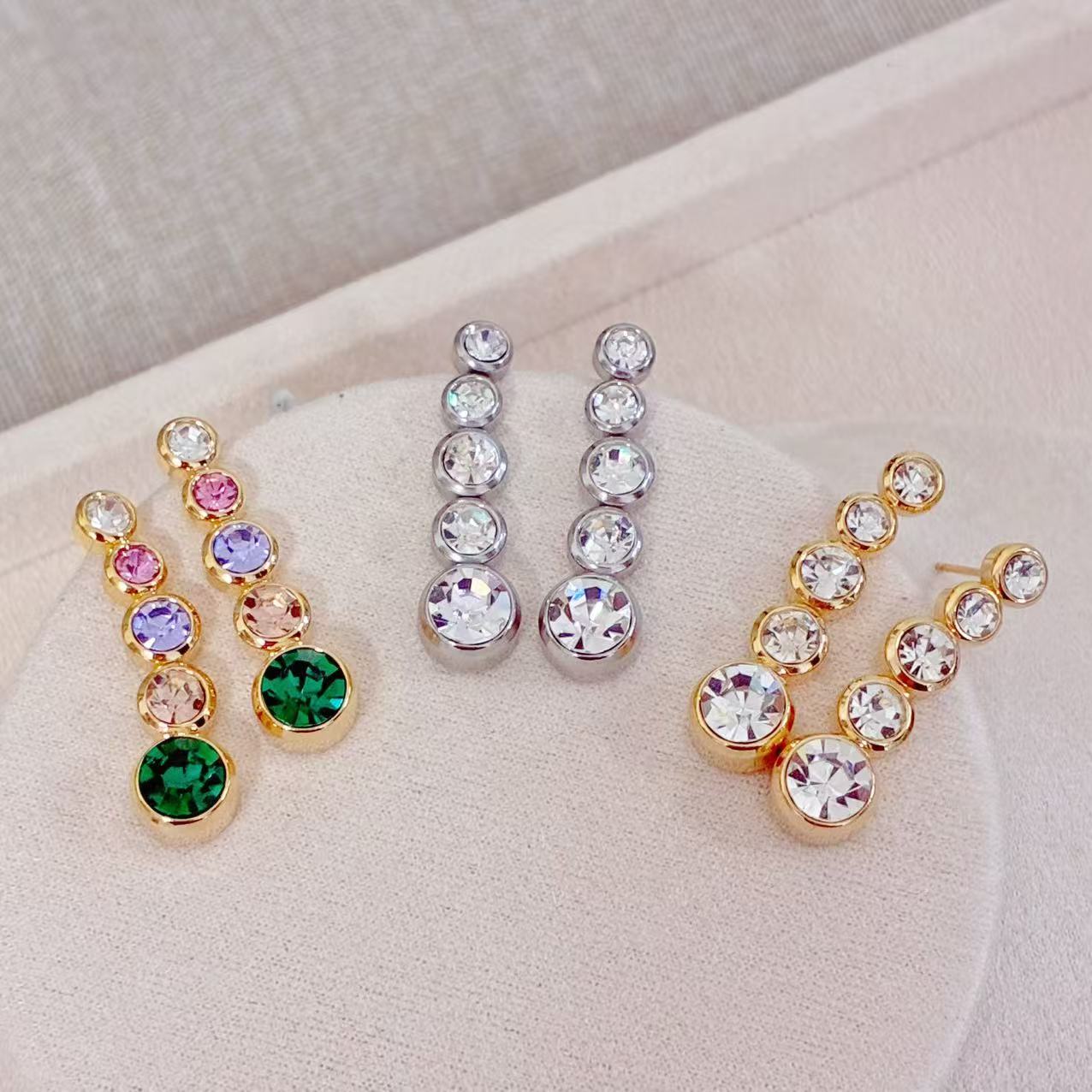 Orecchini con Cristalli a Cascata