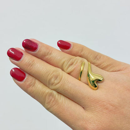 Anello Cuore Fluido – Forma Aperta Moderna