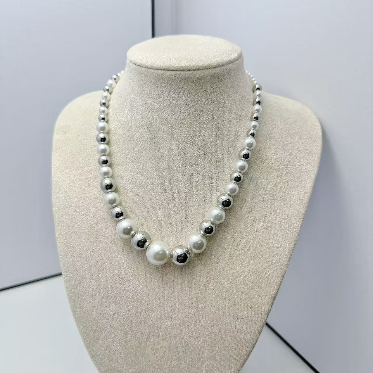 (C300)Collana sfere bicolori