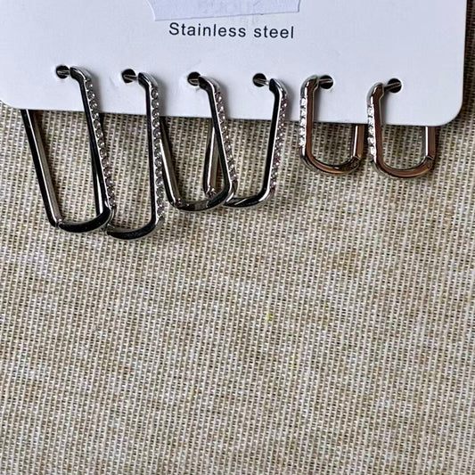 Set Orecchini "Geometric Pureness" – Cerchi Rettangolari in Acciaio