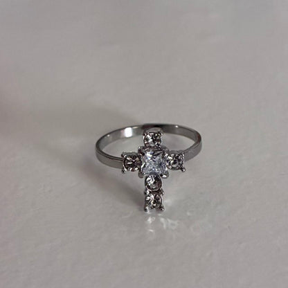 Anello “Croce di Luce”