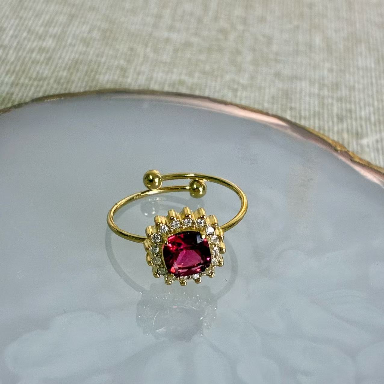 Anello “Cornice”