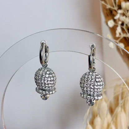 Orecchini “Sfera di Brillio” – Raffinatezza in Movimento